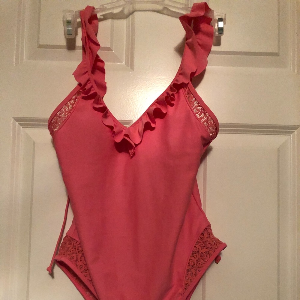 One piece Bathing suit